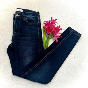 VERVET Dark Wash Classic Skinny Jeans - Size 26